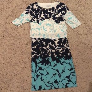 Blue & white half sleeved floral print dress